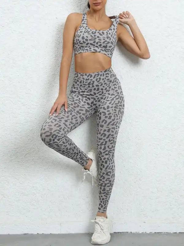 Leopard print beautiful back tight sports suit peach hip lifting high waist fitness clothes | AE&GStor